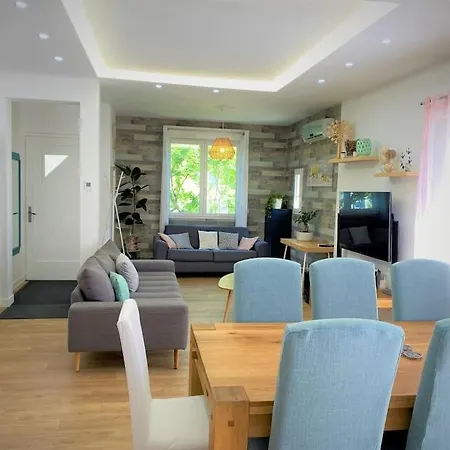 Villa Maison Avec Piscine Et Parking à 1,3km Des Plages