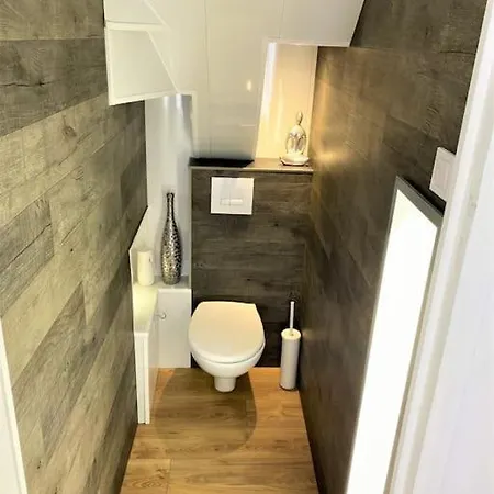 Maison Avec Piscine Et Parking A 1,3km Des Plages Villa